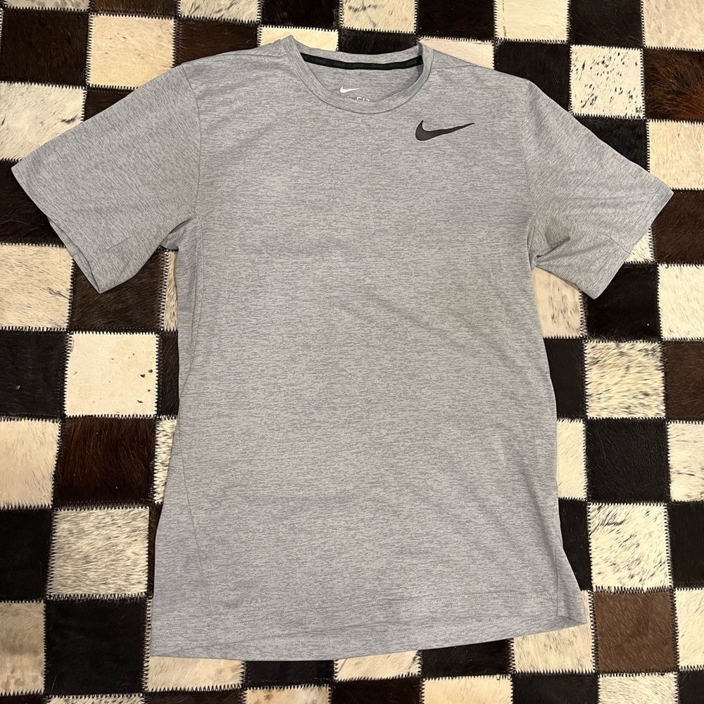 Nike Dri-Fit tee bundle - Picture 2 of 5